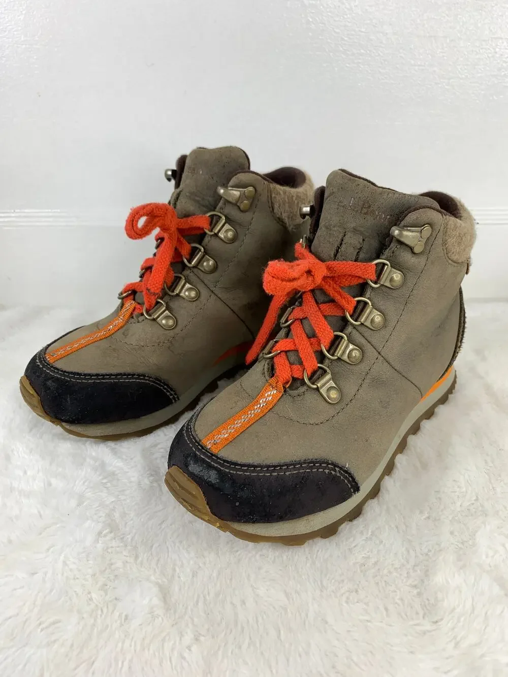 LL Bean Kid’s Tek 2.5 Primaloft Brown Leather Hiking Boots Size 1